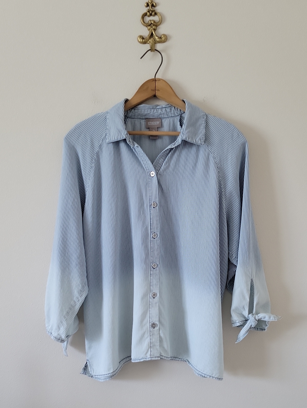Chico's Blue Striped Dip Dye Button Down Shirt Size Large